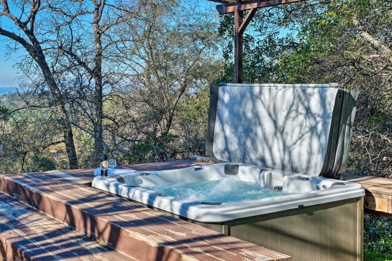 Peaceful Columbia Retreat With Hot Tub And Mtn Views! Vila Exterior foto