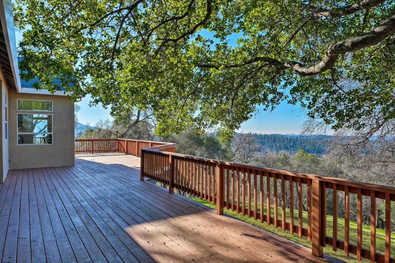 Peaceful Columbia Retreat With Hot Tub And Mtn Views! Vila Exterior foto